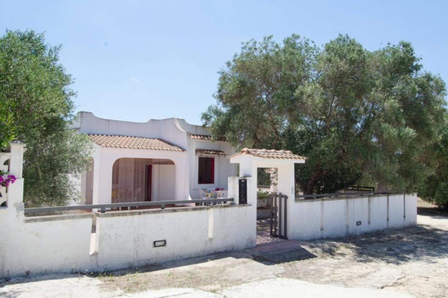 Villa Antonella Nel Boomerang Village A Torre Colimena Exterior photo