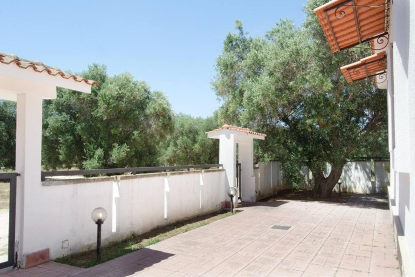 Villa Antonella Nel Boomerang Village A Torre Colimena Exterior photo